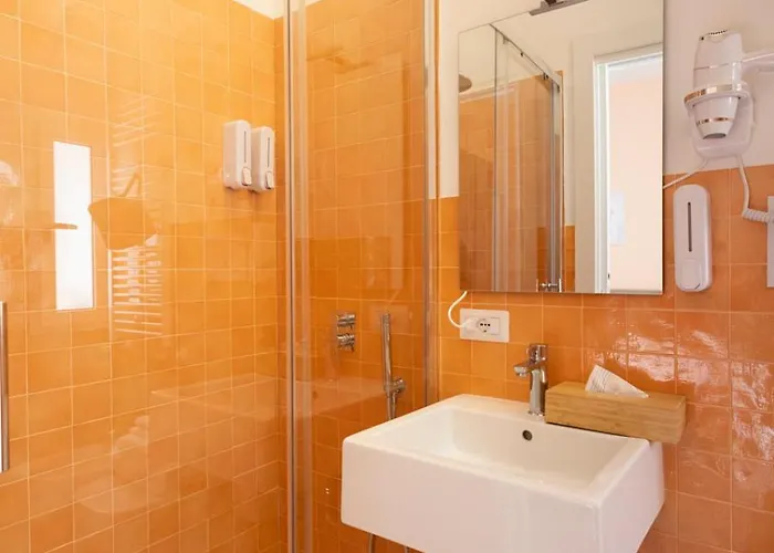 Bed and Breakfast Sun&city - Station 4*