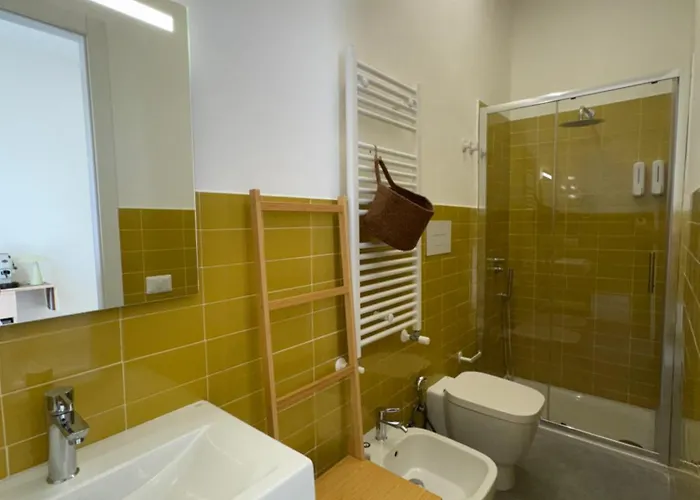 Sun&city - Station 4* Νάπολη