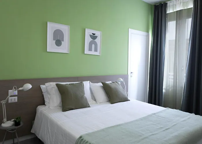 Sun&city - Station Bed and Breakfast 4*